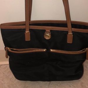 Cute black Michael kors bag!